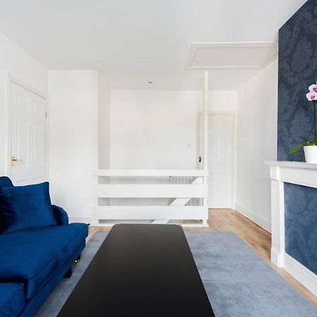 The Bluebird - One Bedroom Apartment In Watford Watford  Ngoại thất bức ảnh
